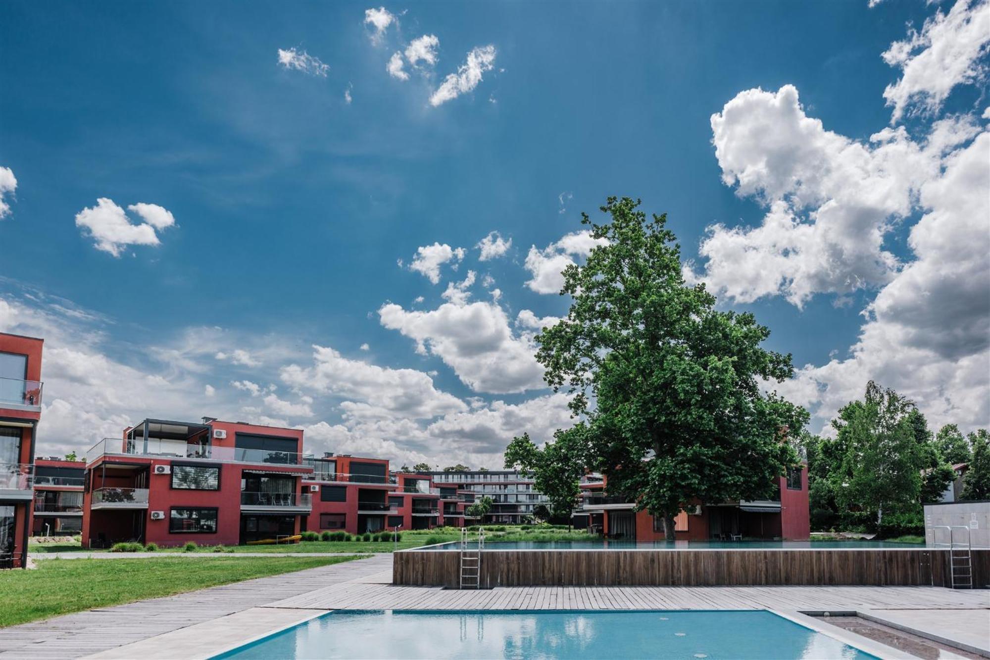Butique Apartman Grand บาลาตอนแลลเล ภายนอก รูปภาพ
